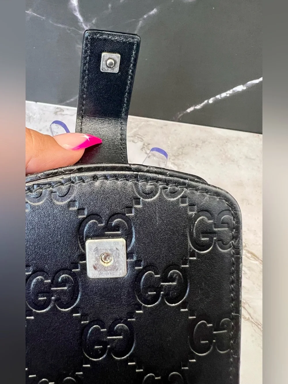 Gucci Vintage Black Guccissima Embossed GG Belt Loop Phone Case. GUC